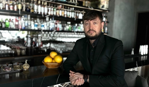 Roman Tanasiev Bar Manager ATTIKO Dubai