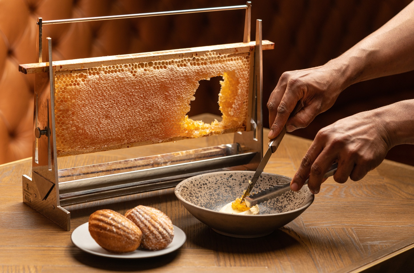 honey in hotels and restaurants